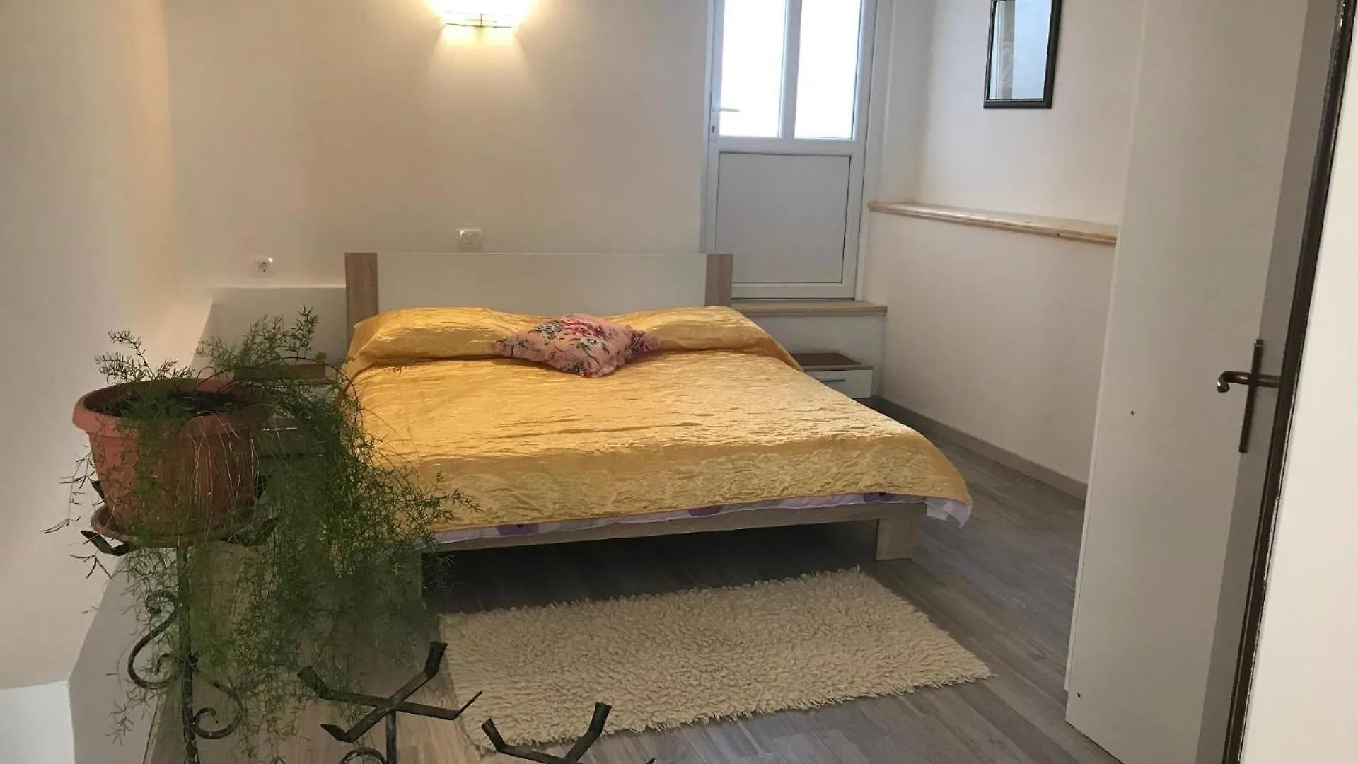 Appartement In Zambratija Mit Schoener Terrasse Apartman